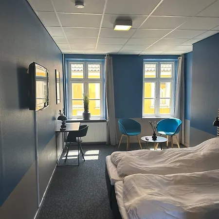 Couette-café Blue Double 6 On Pedestrian Street 3*